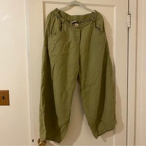 Linenfox Frankie Pants in green